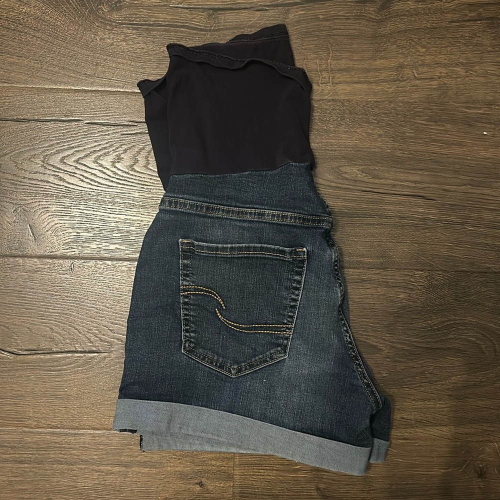 Levi Maternity Shorties - pregnancy shorts